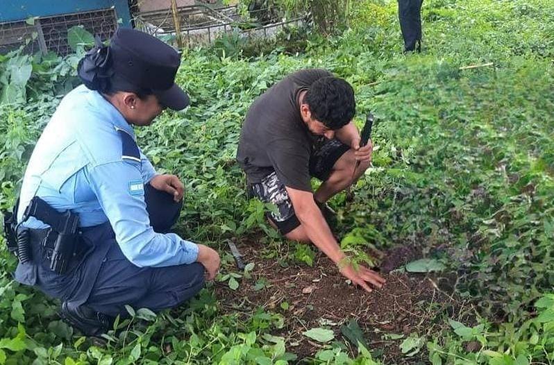 Policía Nacional impulsa jornadas de limpieza y reforestación en Comayagua